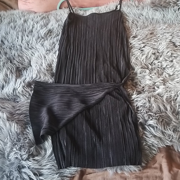 Nasty Gal Dont Plisse Me Off Midi Dress - Picture 2 of 6